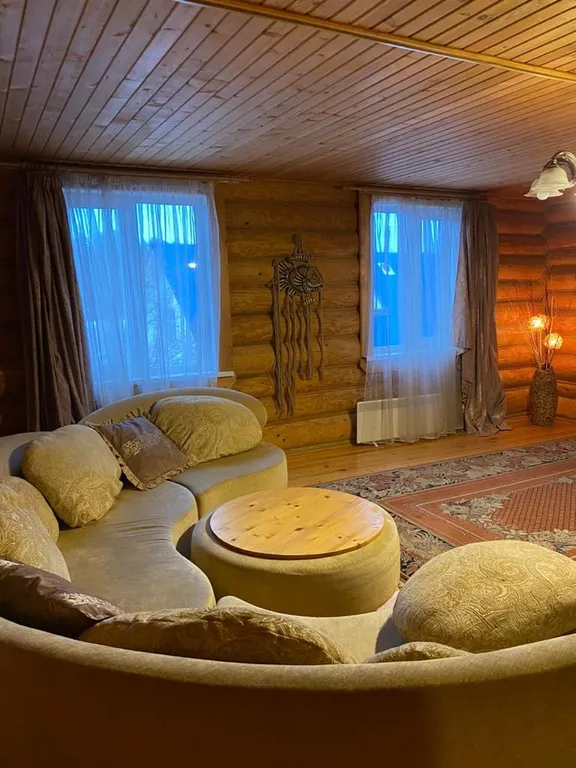 Большой дом для большой компании