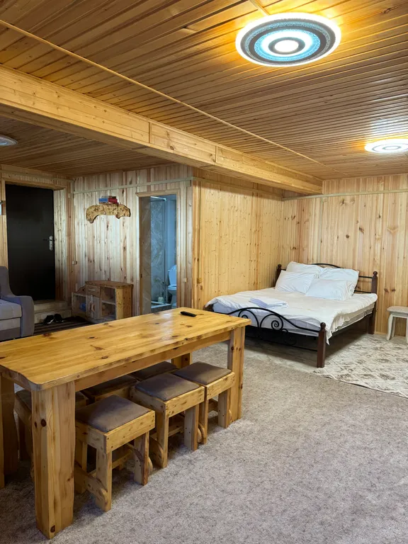 Коттеджный домик у Озера