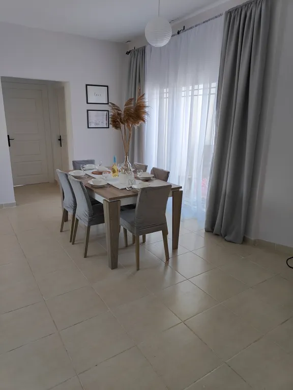 Пентхаус с видом на море и горы