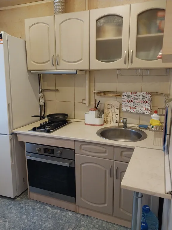 Однокомнатная квартира в районе гипермаркета Семья