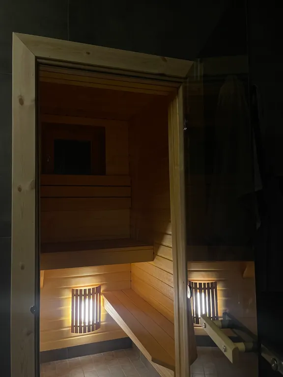 Уютный дом с живописным видом на лес