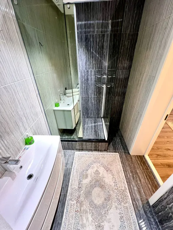 Квартира Просторная 3-комнатная квартира в ЖК Шахристан — Алматы