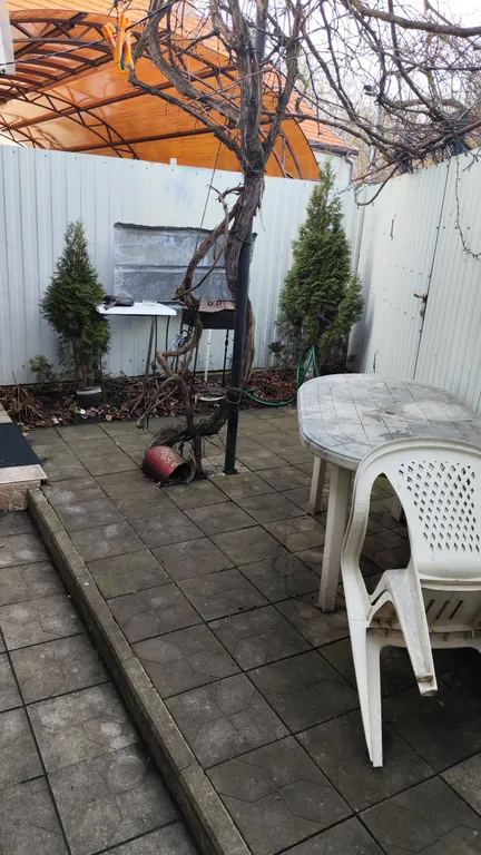 Студия в центре в трех кварталах от моря