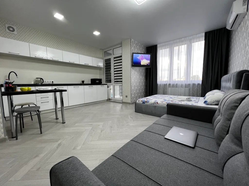 Современная квартира в центре, рядом Гостиный Двор!