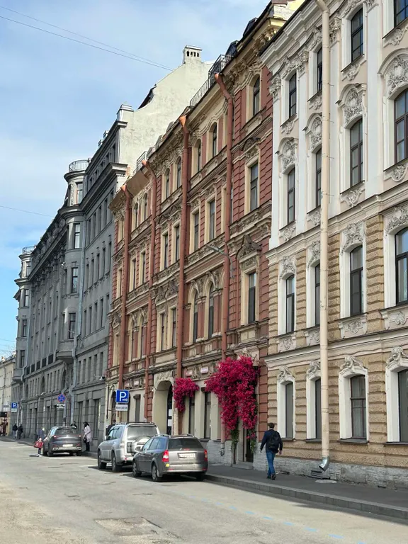 Квартира Уютная двухкомнатная квартира у Исаакиевского собора — Санкт-Петербург