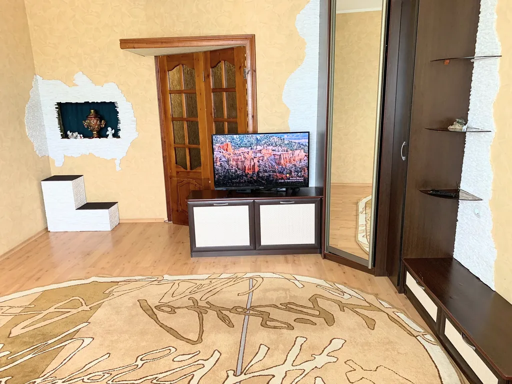 Двухкомнатная квартира в самом центре Сургута — аренда посуточно в Сургут