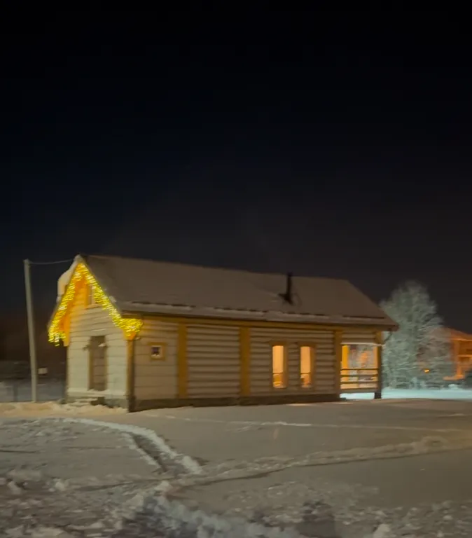 Коттедж Презентабельный и абсолютно экологичный дом из бревна — Красное Село