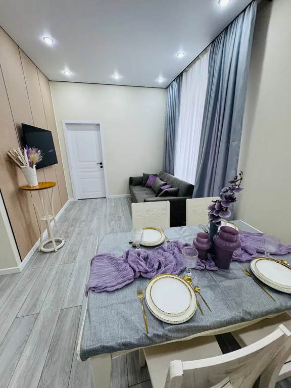 Просторный апартамент в центре Алматы Mega park