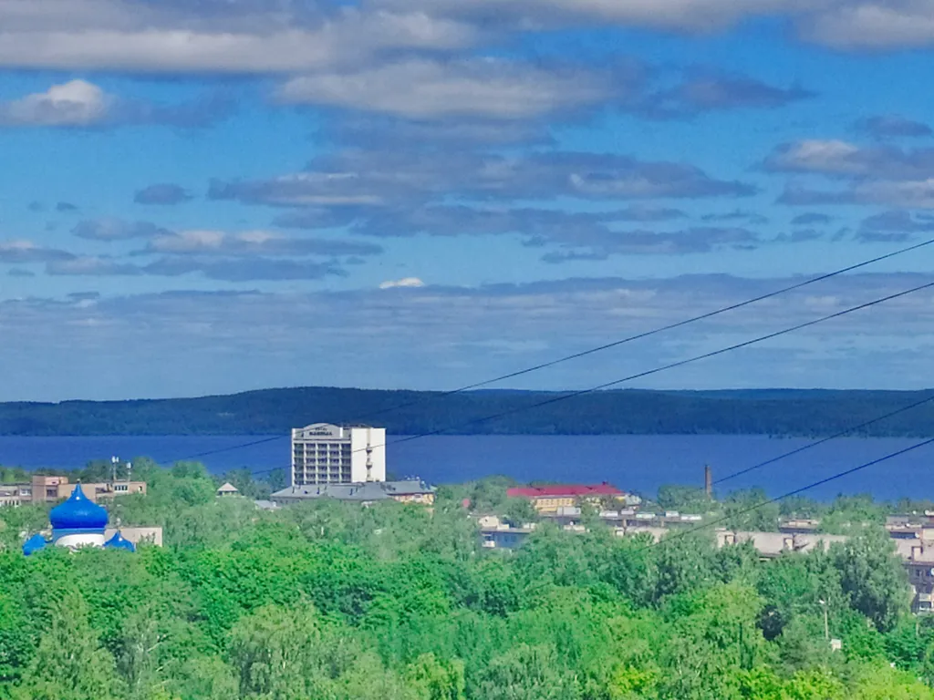 Квартира с видом на озеро