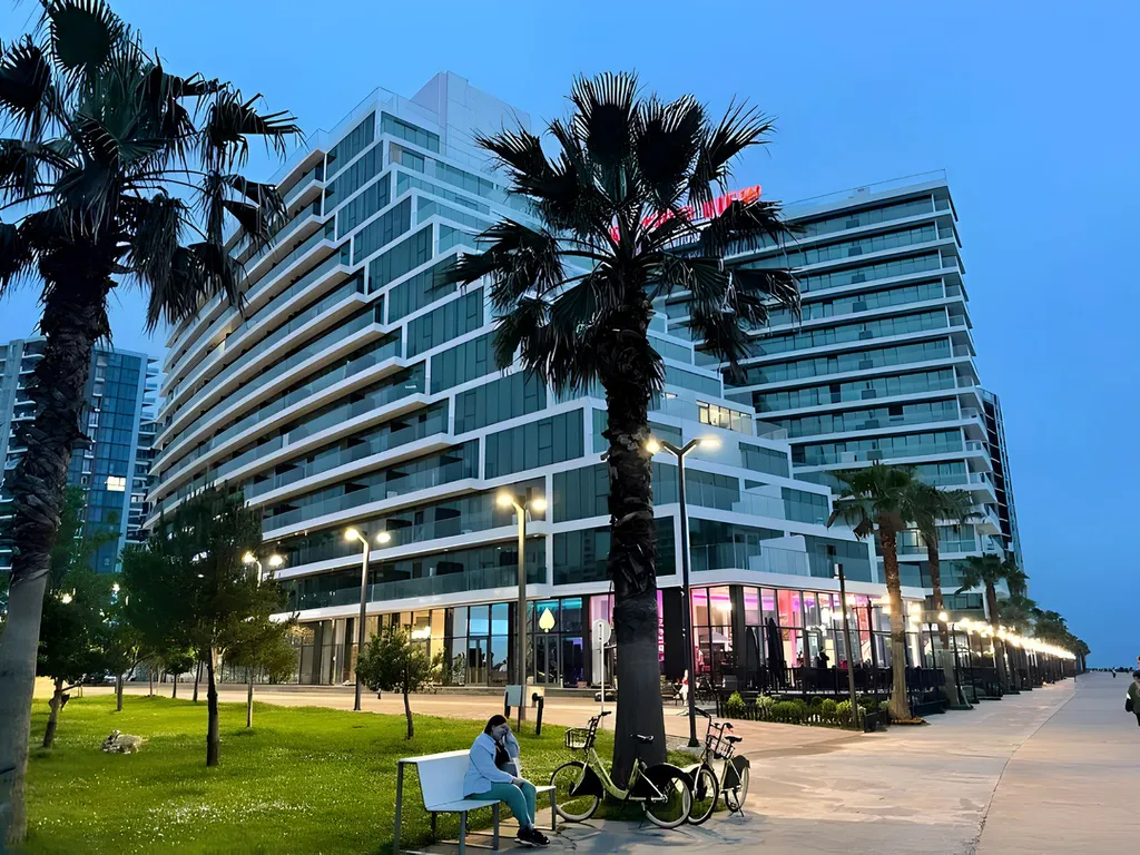 Sea Batumi View | 20m to Beach & Park
Панорама Моря & Приморский Парк