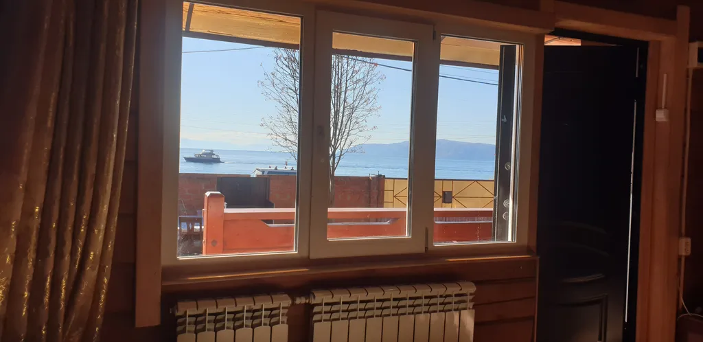 Номер с видом на Байкал