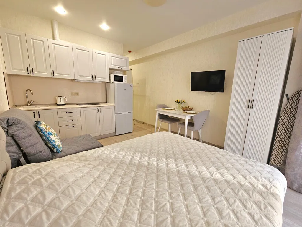 Уютная студия с видом на море