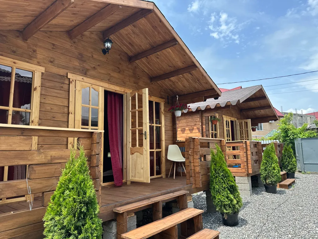 Коттедж Уютный эко -домик 1 — Сухум