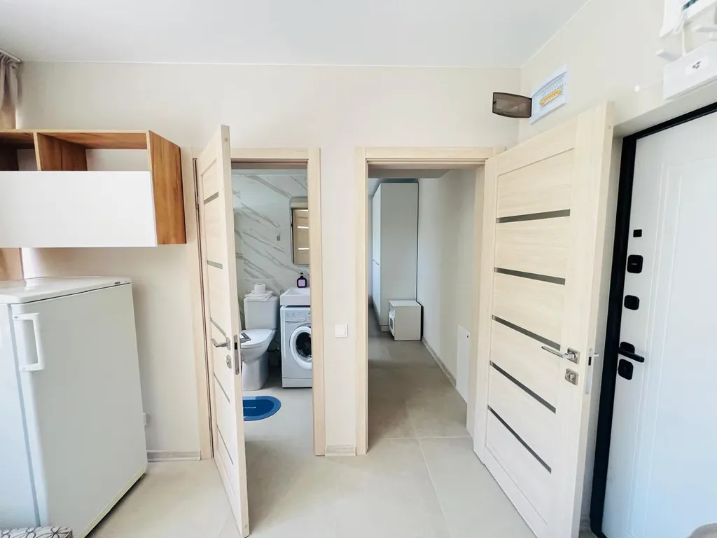 Квартира с бассейном на территории