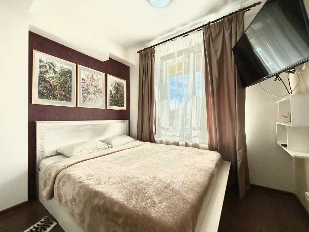 Апартамент с видом на море и горы