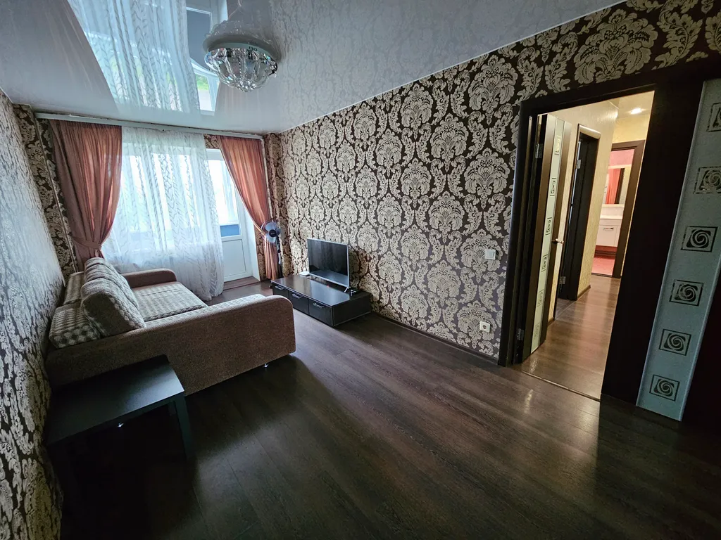 Двухкомнатная уютная квартира рядом с Ледовым и Спортивной ареной