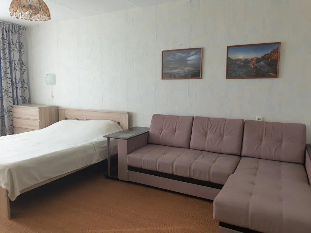 Квартира с балконом