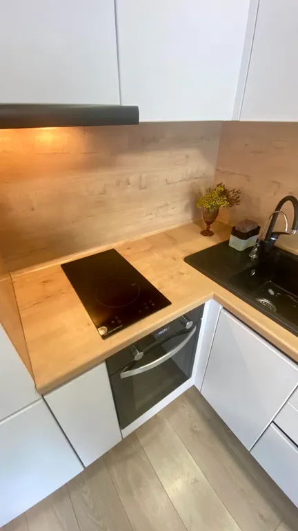 Уютная квартира рядом с Московской площадью и Кадетским училищем