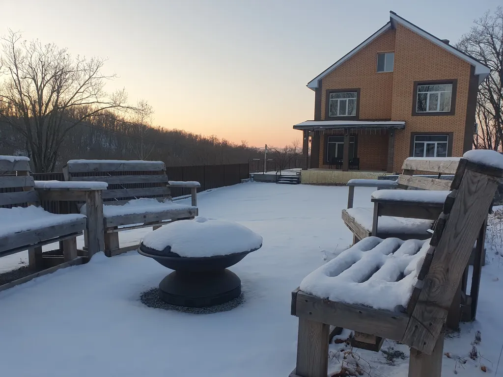 Дом для комфортного загородного отдыха в лесу рядом с морем