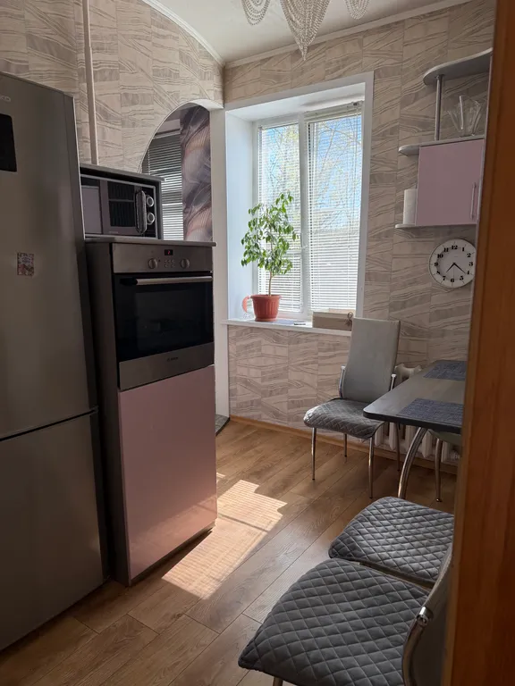 Квартира 2-комнатная Квартира — Великий Новгород