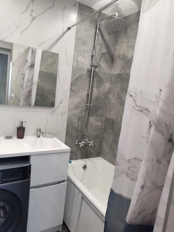 Стильная двухкомнатная квартира на Заельцовской