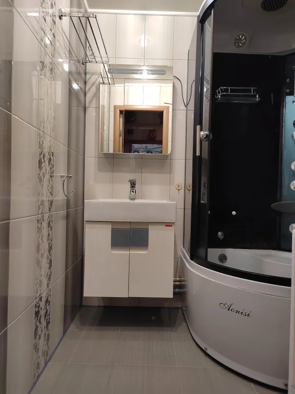 Светлая, просторная 2-комнатная квартира