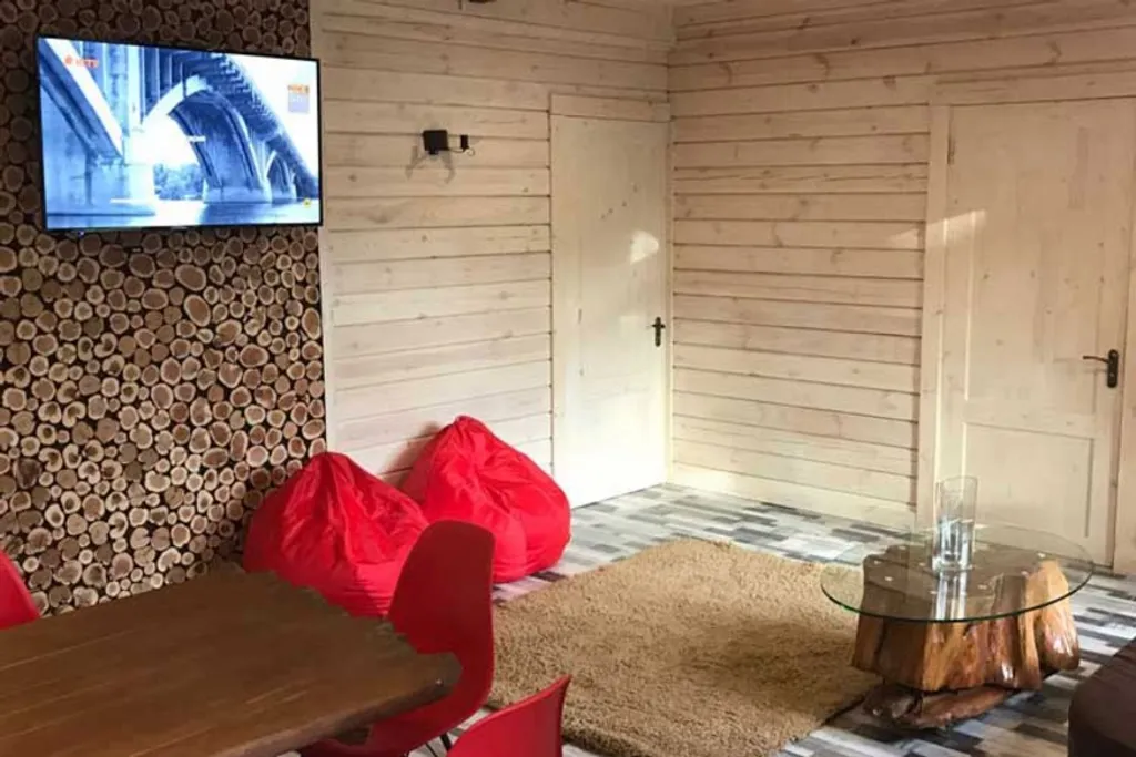 4-комнатный Дом