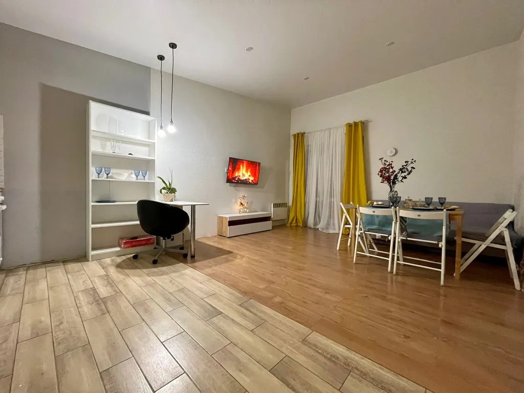 Коттедж Фэмили Хаус с мини бассейном и баней