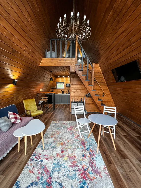 Дом Афрейм с подогреваемой купелью в террасе дома Лисичкино Карелия