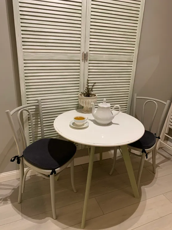 Апартаменты у озера и леса.