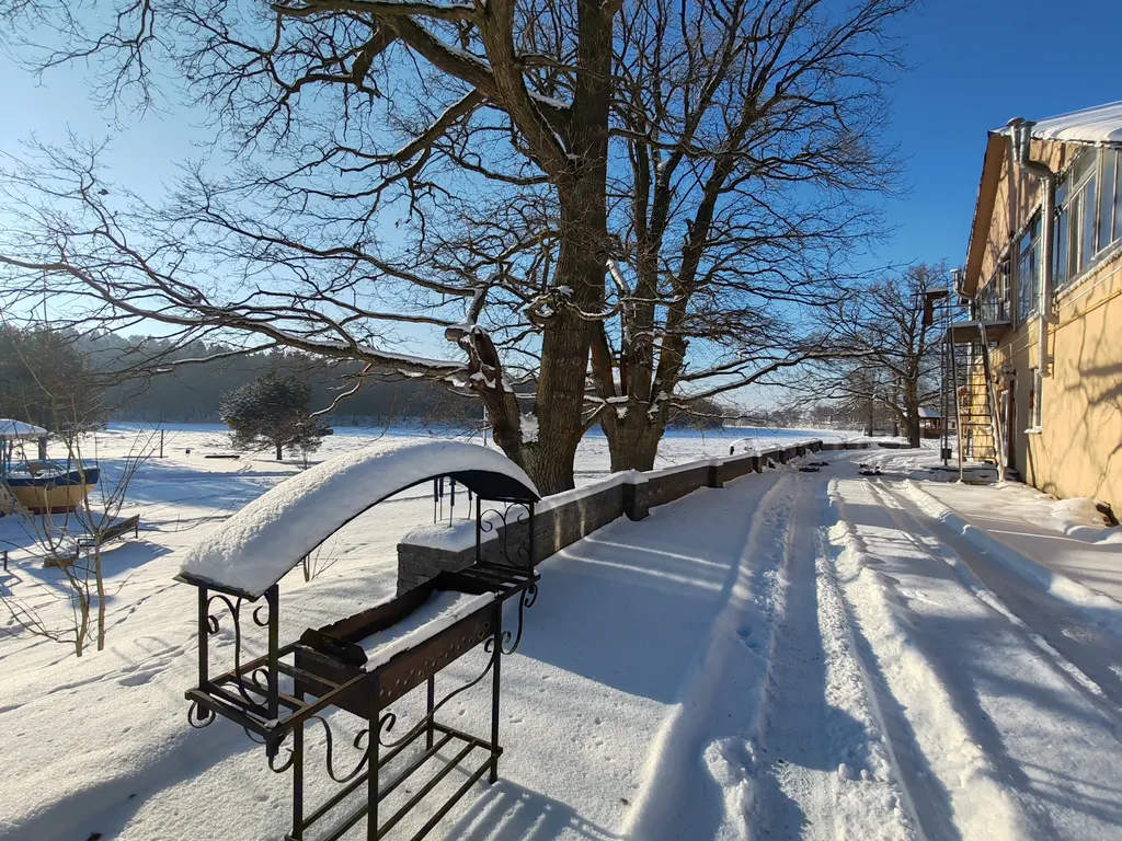 Апартаменты для двоих на берегу реки