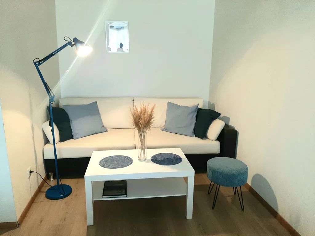 10 минут до центра, просторная квартира с индивидуальным отоплением