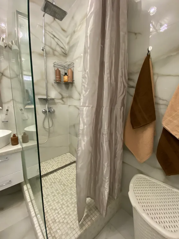 2-х комнатные апартаменты в современном стиле с камином