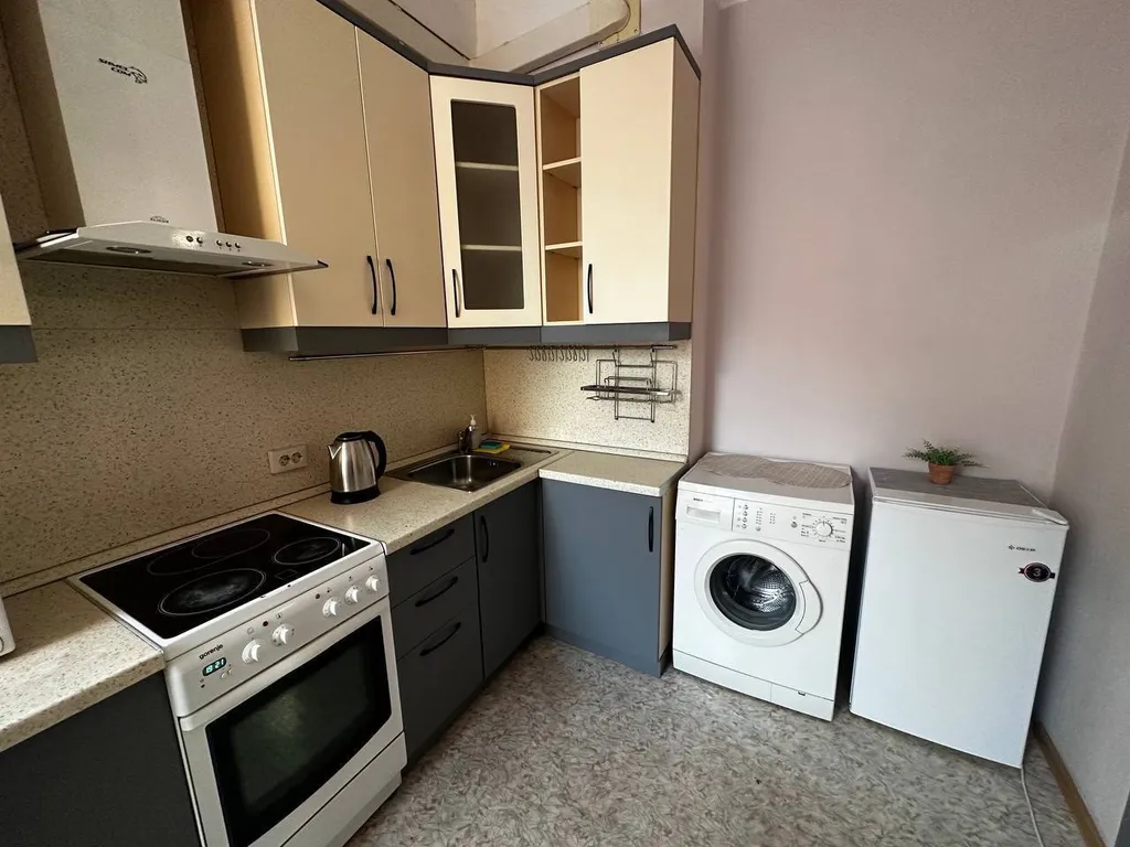 Квартира Хорошая квартира в спальном районе — Красноярск