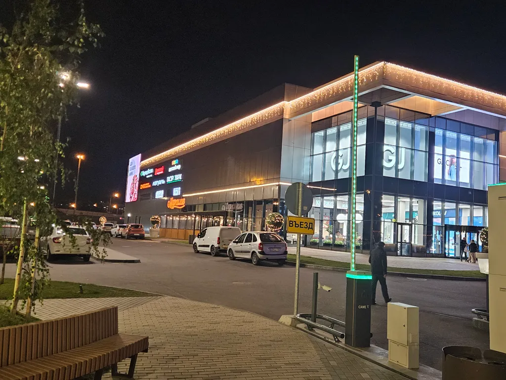 Просторная 80кв евро-трёшка с двумя сан узлами рядом с метро