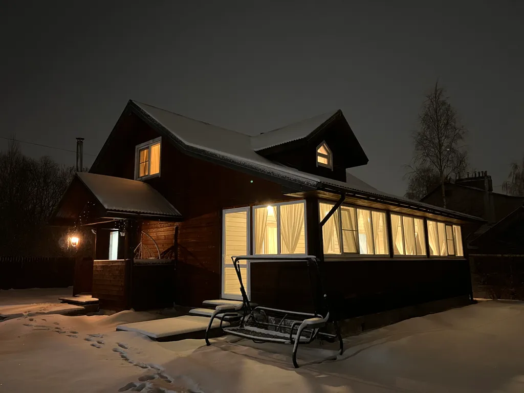 Уютный коттедж с камином, сауной и закрытой частной территорией