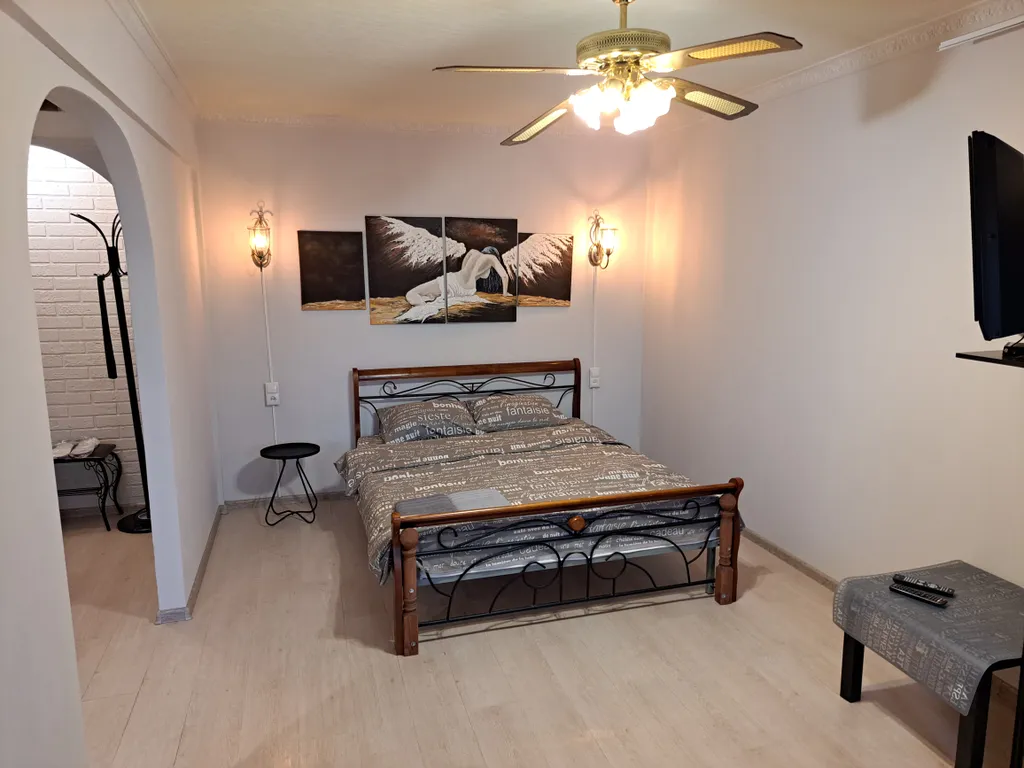 Квартира в центре города с видом на центральную площадь Победы