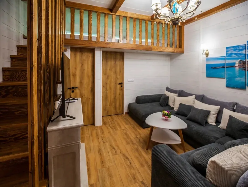 Двухуровневая студия Сириус