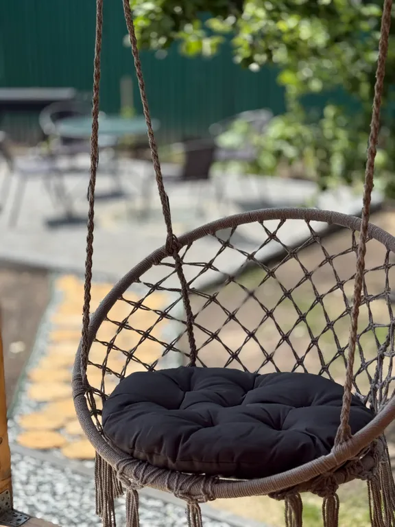 Дом в яблоневом саду