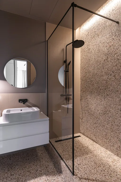 Угловой стильный апартамент с 2 спальнями