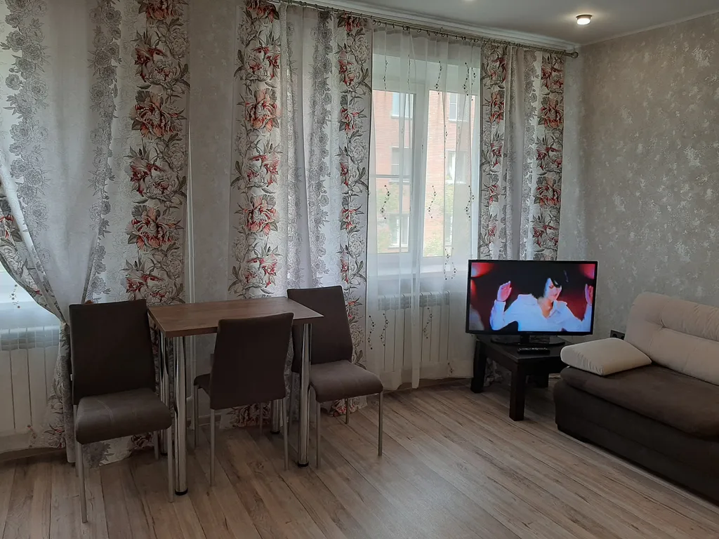 Уютная квартира в центре города — аренда посуточно в Новокузнецк