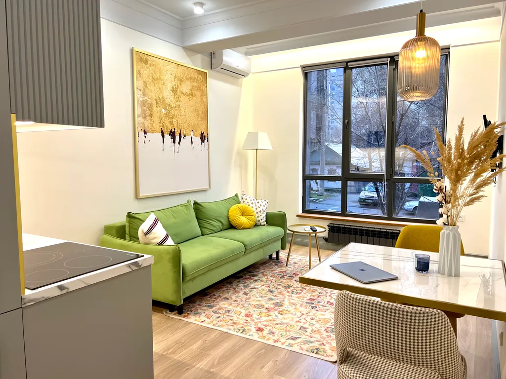 Солнечная квартира Конфетка