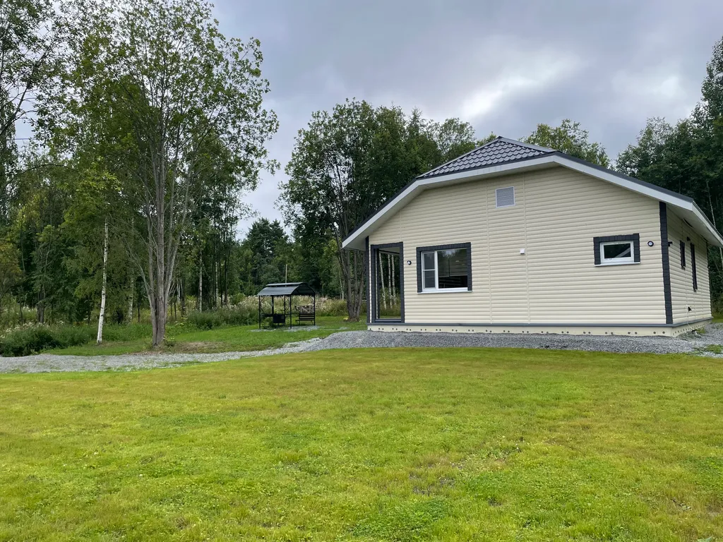 Домик в лесном массиве