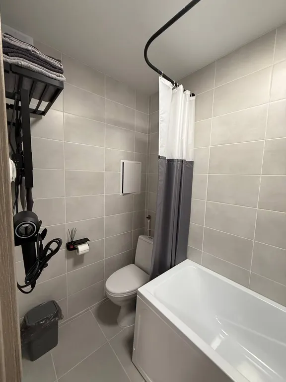 Уютная квартира - студия с видом на озеро