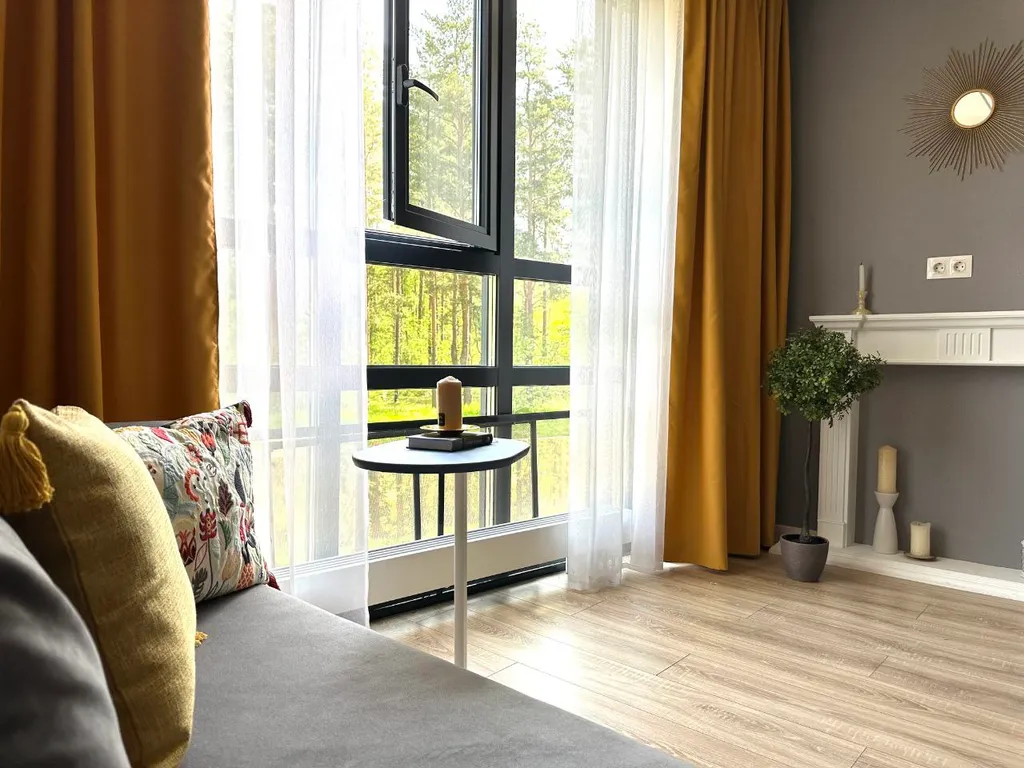 Уютные апартаменты на берегу моря с видом на лес