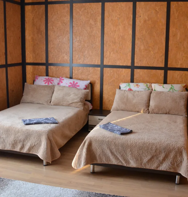 Уютный загородный дом с видом на гору Зеленая