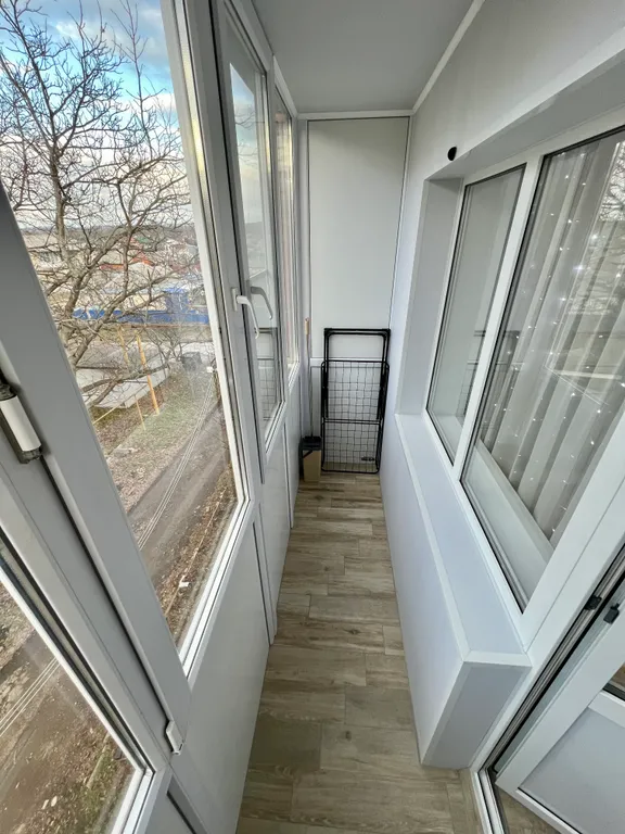 Светлая, теплая, просторная, уютная квартира в самом центре поселка