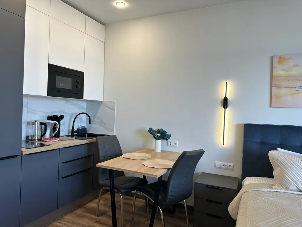 Дизайнерская студия Ls-space с видом на море с 8 этажа