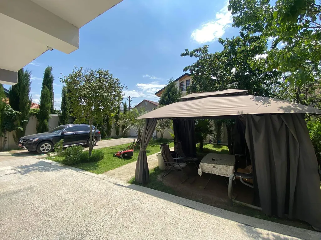 5-комнатный Дом