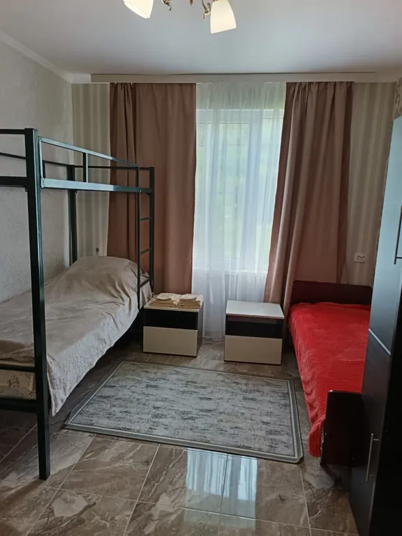 Коттедж Уютный домик с баней и большой территорией — Винсады